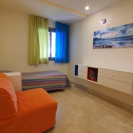 Magnolia Luxury By Altamarhomes * 아데제