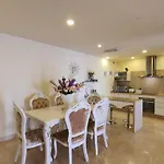 Magnolia Luxury By Altamarhomes アデヘ