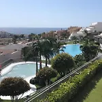 Magnolia Luxury By Altamarhomes アパート アデヘ