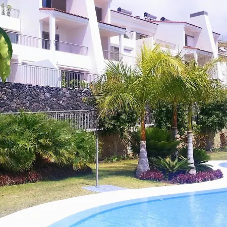 Magnolia Luxury By Altamarhomes 아데제